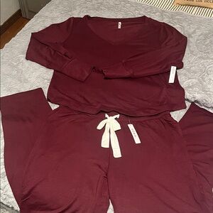 SOMA Sunday Long Sleeved V Neck Burgundy Lounge Set with Cream Tie